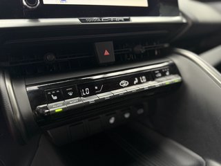 Toyota C-HR Hybrid FWD Business Edition LED/LDA/BSM/PCS/PDA/RSA - foto 12