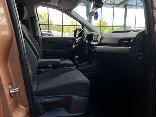 Volkswagen Caddy Maxi 2,0TDI - / ACC / LANE ASSIST / FRONT ASSIST - bilder 28