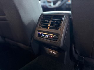 Volkswagen Golf VIII Variant Life eTSI ACC/SHZ/FRONT/Keyles - foto 17