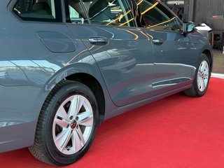 Volkswagen Golf VIII Variant Life eTSI ACC/SHZ/FRONT/Keyles - foto 20