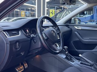 Skoda Octavia Combi Scout 4x4 XENON / PDC / LED / - foto 10