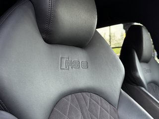 Audi RS6 4,0TFSI Quattro MATRIX / HUD / 360° CAM / 4.0 TFSI quattro - bilder 34
