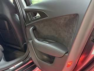 Audi RS6 4,0TFSI Quattro MATRIX / HUD / 360° CAM / 4.0 TFSI quattro - bilder 37