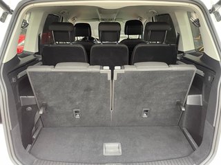 Volkswagen Touran 2.0 TDI SCR R-Line Highline BMT/DSG /NAVI/KAM/PDC - foto 23