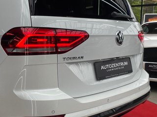 Volkswagen Touran 2.0 TDI SCR R-Line Highline BMT/DSG /NAVI/KAM/PDC - foto 30