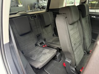 Volkswagen Touran 2.0 TDI SCR R-Line Highline BMT/DSG /NAVI/KAM/PDC - foto 21