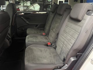 Volkswagen Touran 2.0 TDI SCR R-Line Highline BMT/DSG /NAVI/KAM/PDC - foto 17