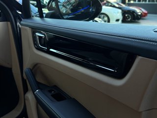 Porsche Cayenne Coupe E-Hybrid / CHRONO / ACC / PANO / LED / BOSE - photo 33