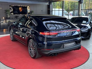Porsche Cayenne Coupe E-Hybrid / CHRONO / ACC / PANO / LED / BOSE - photo 2