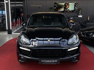 Porsche Cayenne S Turbo Manufaktur Volllederausstattung/PANO/BOSE/AHK/CARBON Porsche