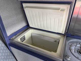 Volkswagen VW T4 2,4 DIESEL CALIFORNIA WESTFALIA - STANDHEIZUNG/AUFSTELLDACH - foto 13