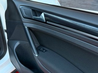 Volkswagen Golf VII Lim. GTI BMT SHZ/TEMP/PDC/MFL/BT - foto 19