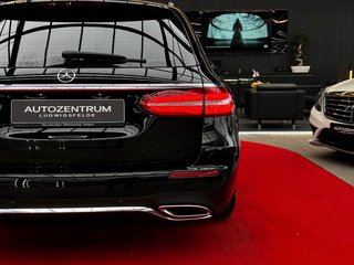 Mercedes-Benz E 400T-Modell AMG-LINE LED/4-MATIC/NAVI - photo 8