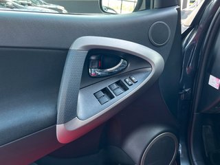 Toyota RAV 4 2,0 I VVT 4X4 /AUTO/PDC/AHK/ - photo 11