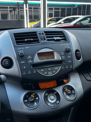 Toyota RAV 4 2,0 I VVT 4X4 /AUTO/PDC/AHK/ - photo 17