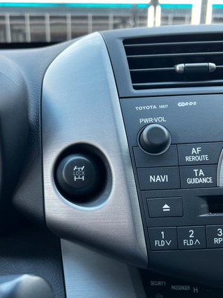 Toyota RAV 4 2,0 I VVT 4X4 /AUTO/PDC/AHK/ - photo 20