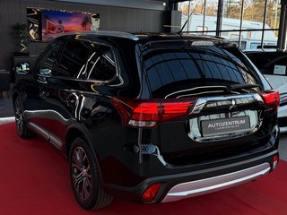 Mitsubishi Outlander Plus 2,2DI-D LED/TEMP/KAM/SHZ/ - foto 3