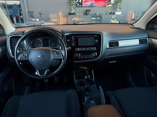 Mitsubishi Outlander Plus 2,2DI-D LED/TEMP/KAM/SHZ/ - foto 9