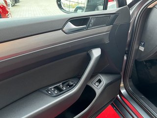 Volkswagen Passat Variant 1.4 TSI BMT / START/STOP/NAVI/ACC - photo 6