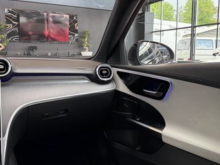 Mercedes-Benz C 300 d AMG-LINE/NIGHT PAKET/LED/SHZ/CARPLAY/PDC+KAM - foto 22