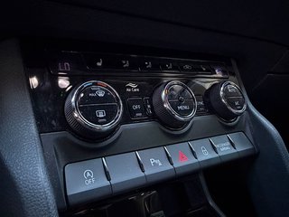 Skoda Karoq Style 1.5 TSI ACT 7-Gang Busines DSG / ACC / - foto 19