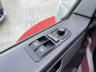 Volkswagen VW T5 MULTIVAN CONCERT 2,5TDI DYNAUDIO / NAVI / LEDER Multivan Concert - bilder 5