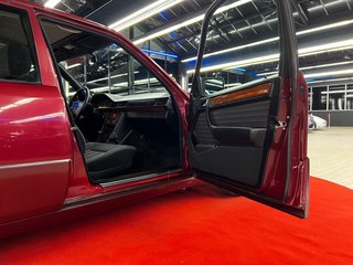 Mercedes-Benz 230 E W124/AUTOM/SCHIEBEDACH/H-ZUL Mercedes-Benz E - foto 15