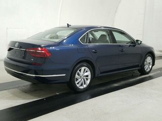 Volkswagen Passat Used vehicle for sale