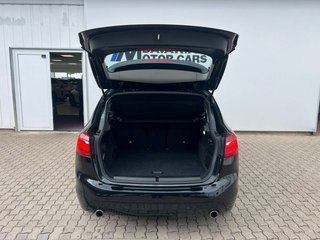 2017 BMW 220D A, Sport Line - photo 2
