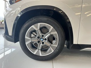 2025 BMW X1 xDrive28i - photo 2