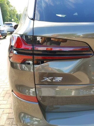 2026 BMW X5 xDrive40i - photo 1