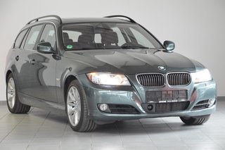 BMW 330d xDrive Aut. |PANO|NAVI|SHZ|TEMP.|SCHECKHEFT