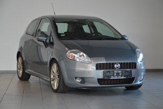 Fiat Punto Grande 1.4 8V Active *1.HAND*KLIMA*5-TÜRIG gebraucht