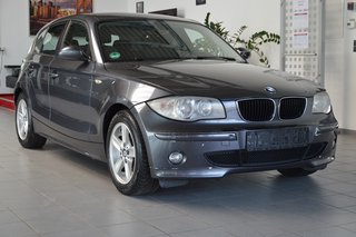 BMW 120i Aut. |PDC|SITZHEIZ.|KLIMAAUT.