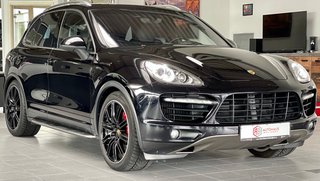 Porsche Cayenne Turbo |TRITTB.|BOSE|KAMERA|TECHART