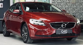 Volvo V40 Momentum |Standheizung|Sitzheizung|LED|Sound|