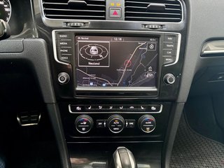 Volkswagen Golf VII GTI Perform. BMT BiXen ACC Pano AppConn - bilder 13