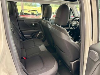 Jeep Renegade Limited FWD 1,4 Navi ACC Pano CarPl JBL - foto 17