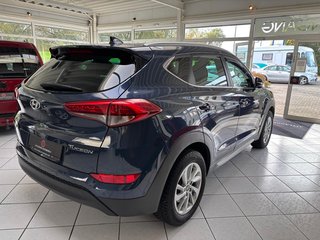 Hyundai TUCSON CRDi aut. blue Style 2WD LED Navi SHZ - photo 8