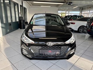Hyundai i20 YES! 1,2  Kamera Carplay SHZ Tempom LnkrHz - bilder 2