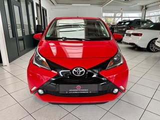 Toyota AYGO x-play touch Kamera USB ALU Bluetooth Klim - foto 2