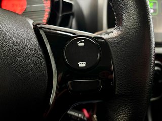 Toyota AYGO x-play touch Kamera USB ALU Bluetooth Klim - foto 15