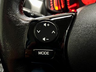 Toyota AYGO x-play touch Kamera USB ALU Bluetooth Klim - foto 14