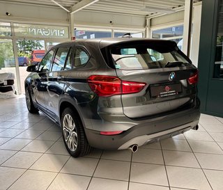 BMW X1 sDrive 18 d Sport Line Aut.  Navi LED SHZ PDC - bilder 5