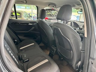 BMW X1 sDrive 18 d Sport Line Aut.  Navi LED SHZ PDC - bilder 17