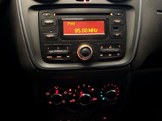 Dacia Dokker Stepway 1,5 dCi Tempomat SHZ BC PDC BT - foto 13