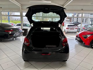 Peugeot 208 Active 1.2  Kamera Pano SHZ Bluetooth Tempom - bilder 7