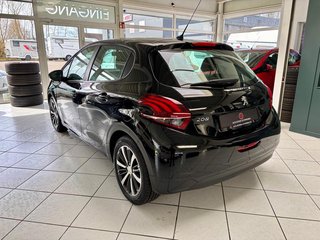 Peugeot 208 Active 1.2  Kamera Pano SHZ Bluetooth Tempom - bilder 5