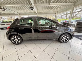 Peugeot 208 Active 1.2  Kamera Pano SHZ Bluetooth Tempom - bilder 9