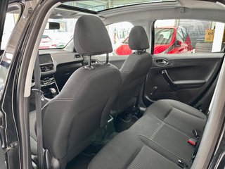 Peugeot 208 Active 1.2  Kamera Pano SHZ Bluetooth Tempom - bilder 20